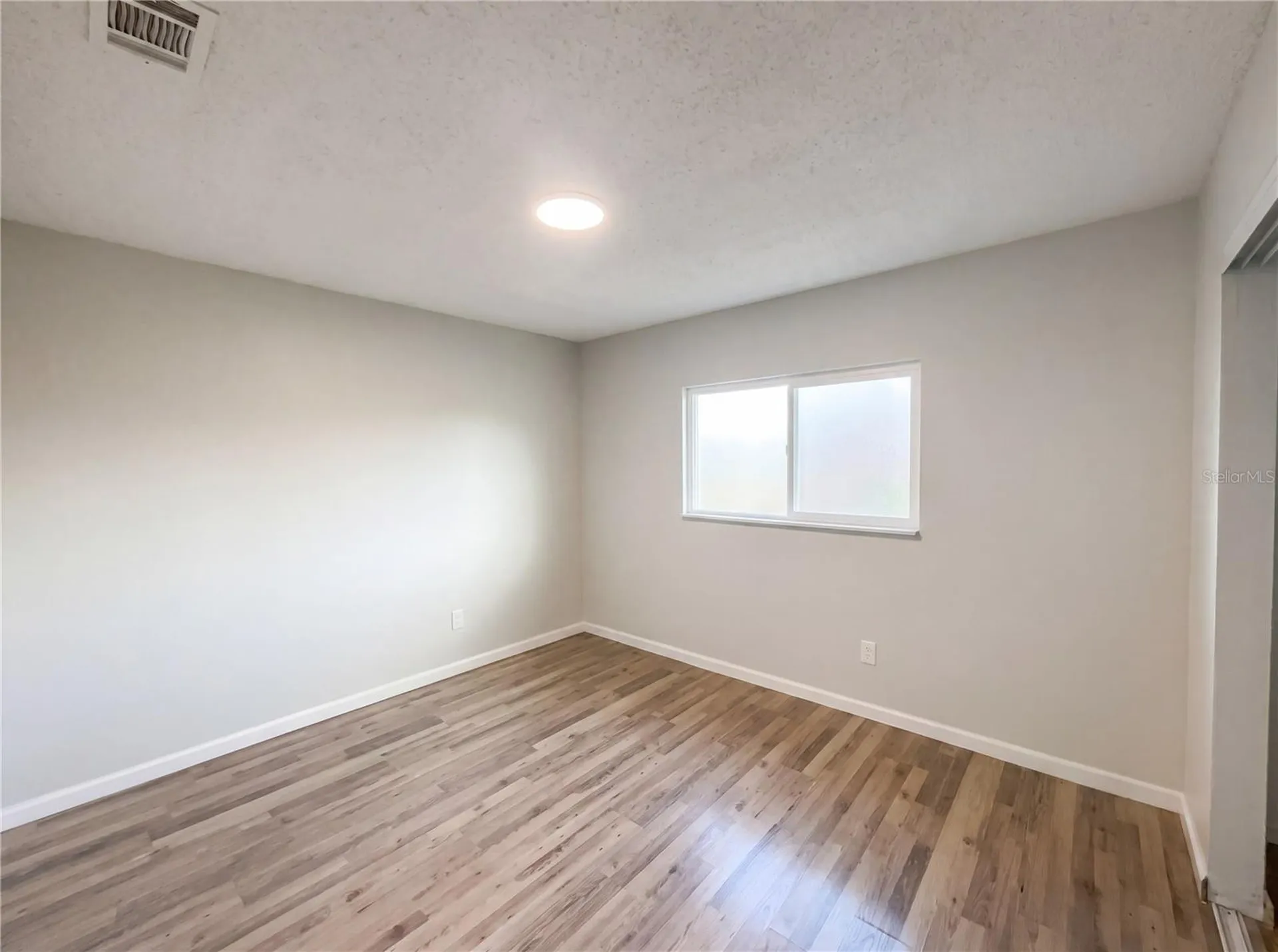 147 Coralwood Circle Kissimmee FL 34743