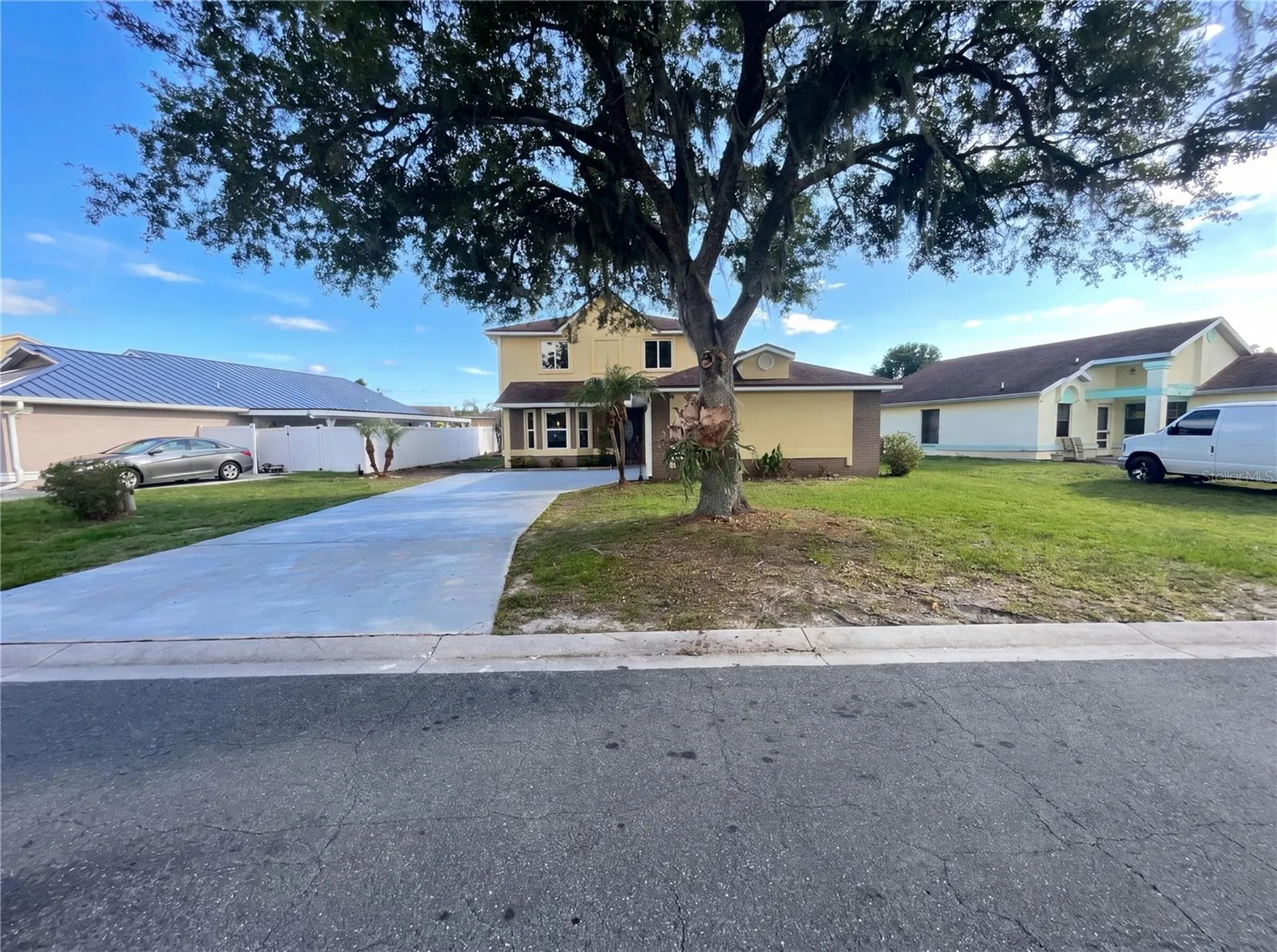 147 Coralwood Circle Kissimmee FL 34743