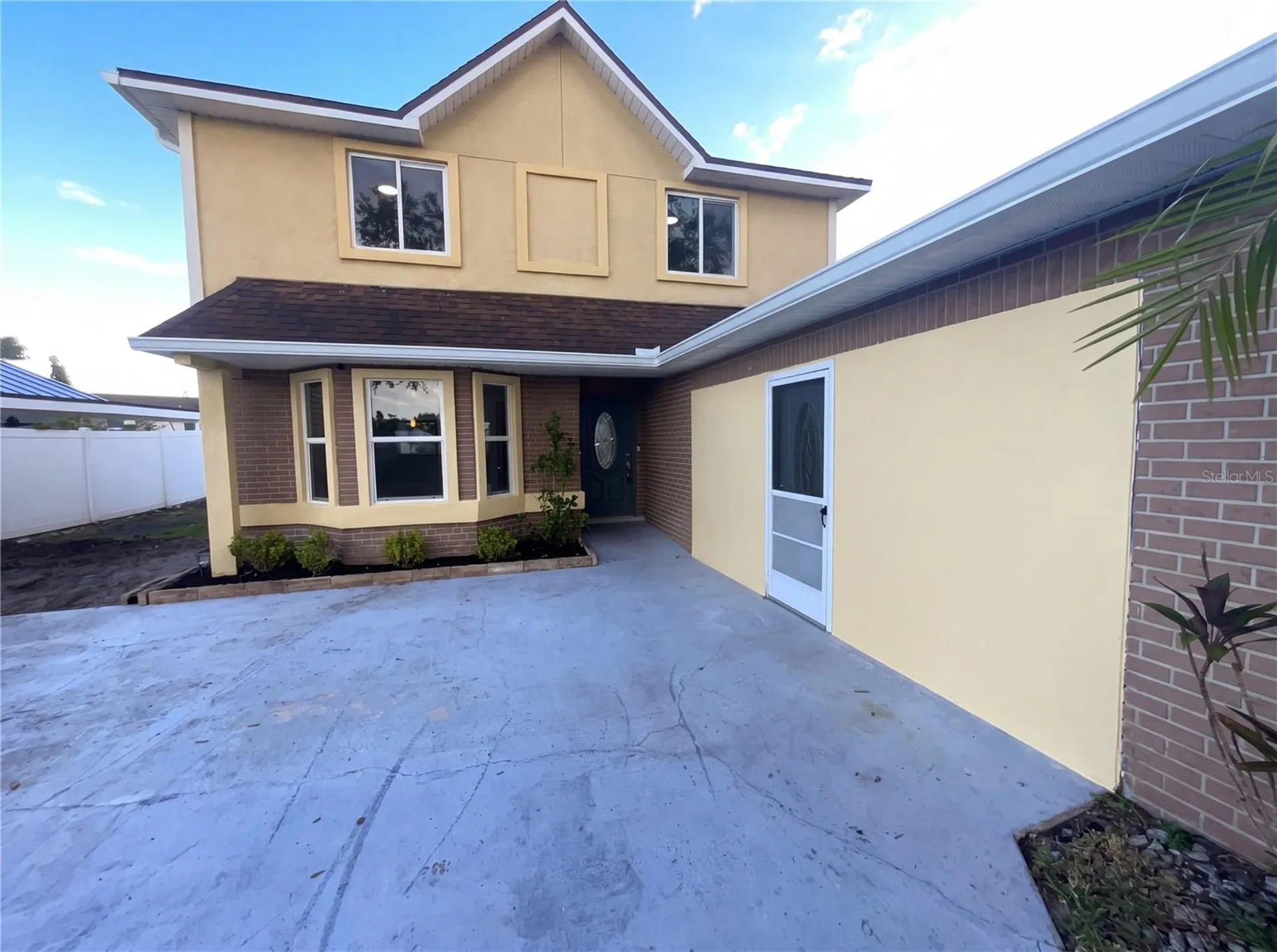 147 Coralwood Circle Kissimmee FL 34743