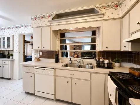 4001 Brinell Avenue Orlando FL 32808