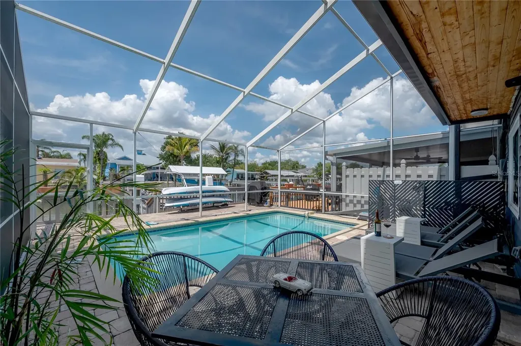 8757 Bay Pointe Drive Tampa FL 33615