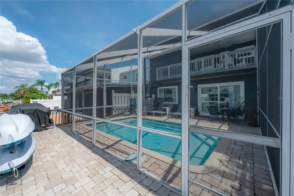 8757 Bay Pointe Drive Tampa FL 33615
