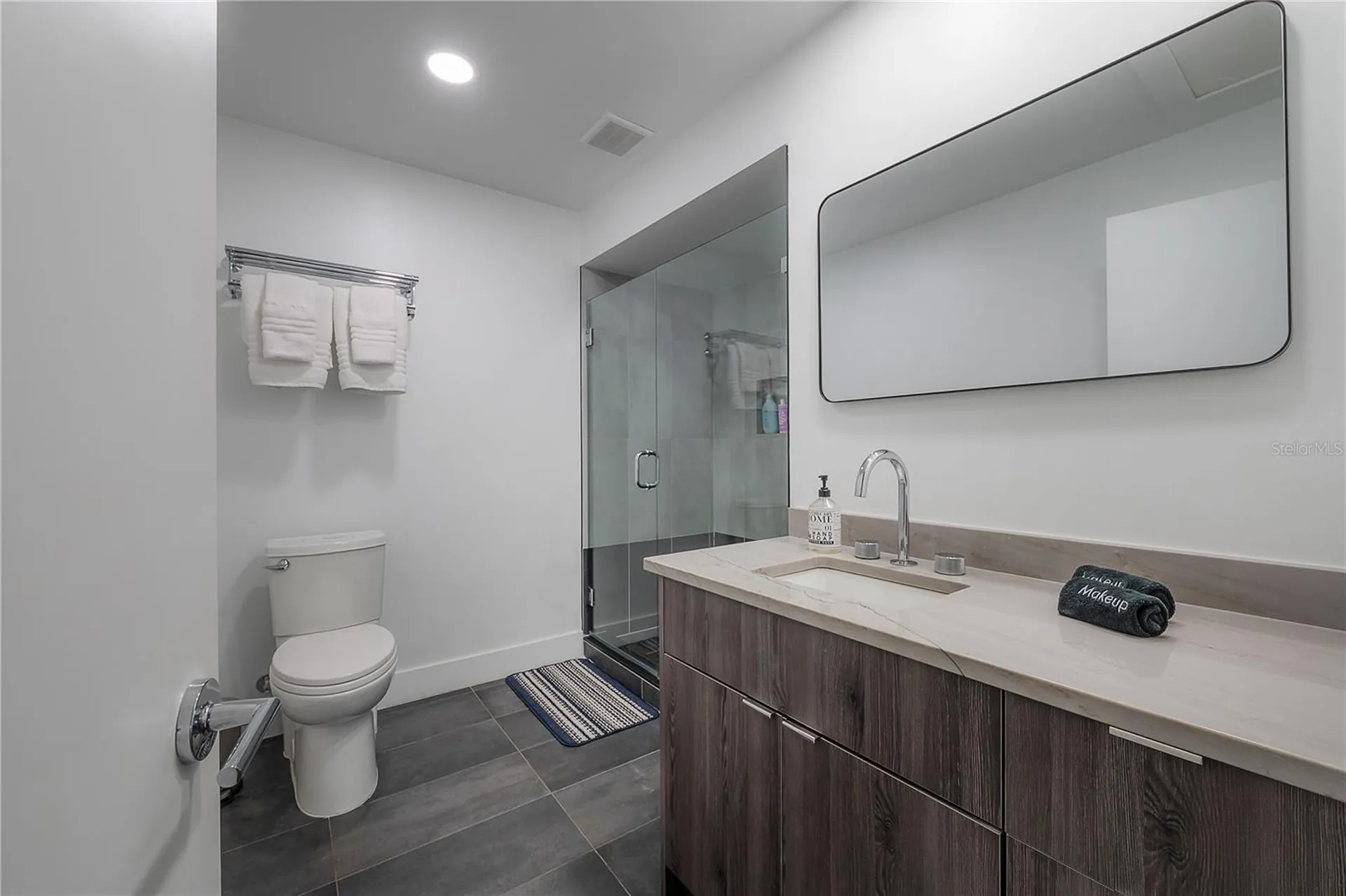 8757 Bay Pointe Drive Tampa FL 33615