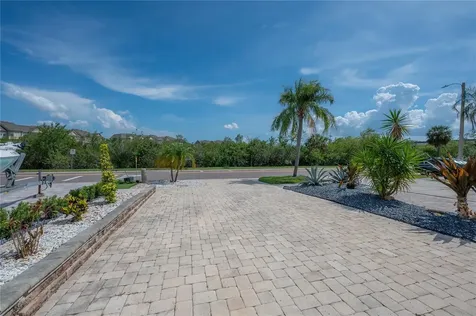 8757 Bay Pointe Drive Tampa FL 33615