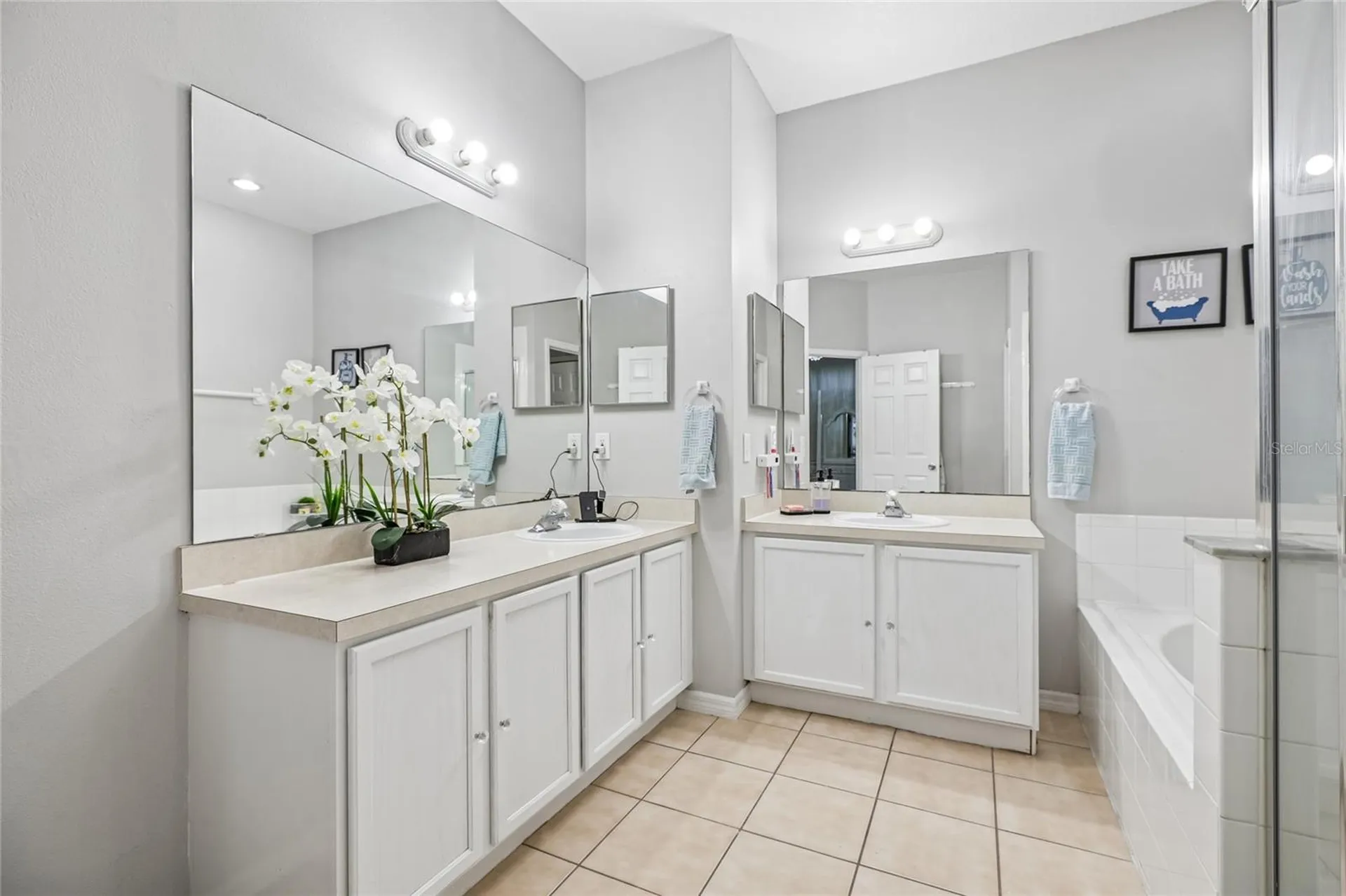 1982 Locust Berry Drive Kissimmee FL 34743
