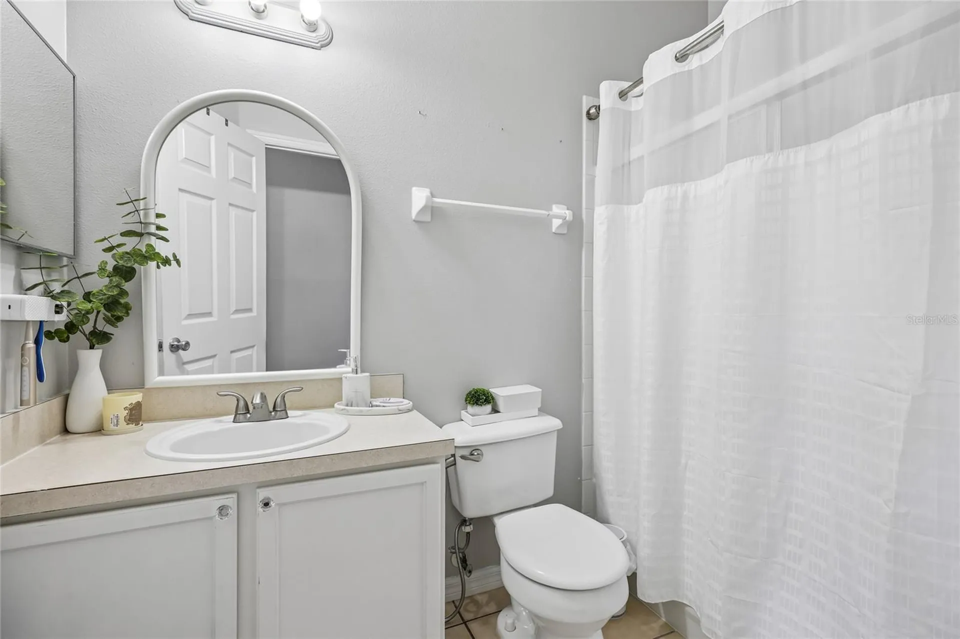 1982 Locust Berry Drive Kissimmee FL 34743