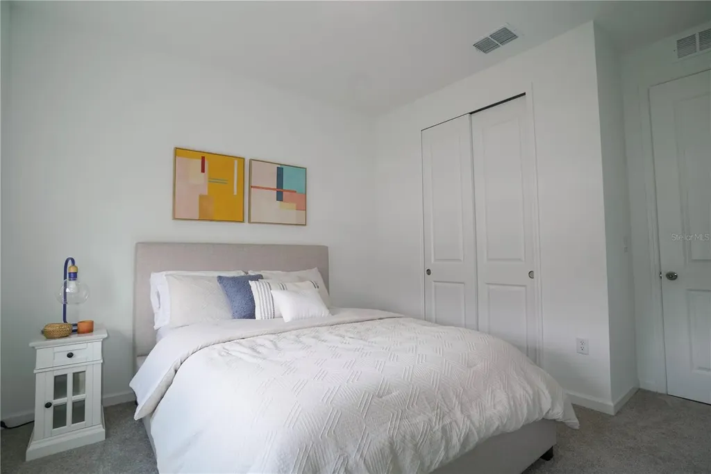 7964 Waterfield Avenue Orlando FL 32832