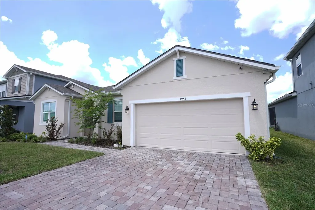 7964 Waterfield Avenue Orlando FL 32832