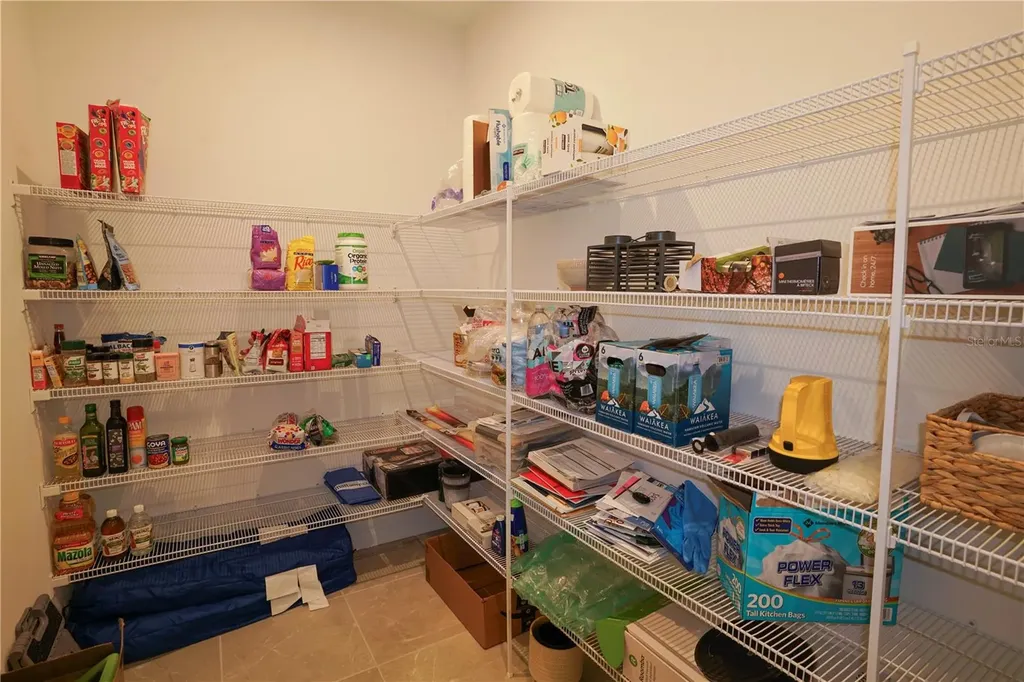 7964 Waterfield Avenue Orlando FL 32832