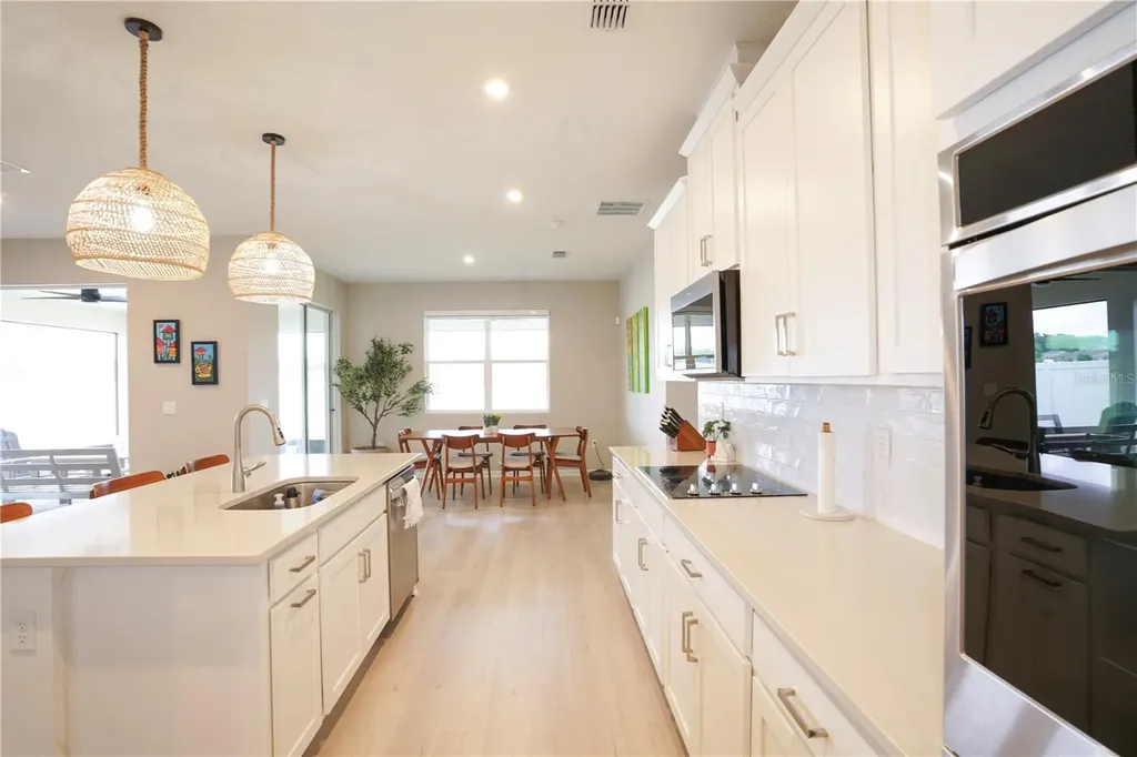 7964 Waterfield Avenue Orlando FL 32832