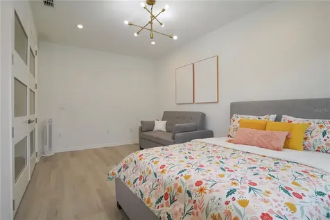 7964 Waterfield Avenue Orlando FL 32832