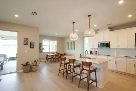 7964 Waterfield Avenue Orlando FL 32832
