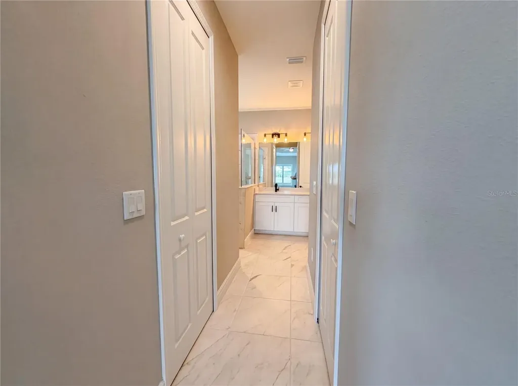 10710 Falling Leaf Court Parrish FL 34219