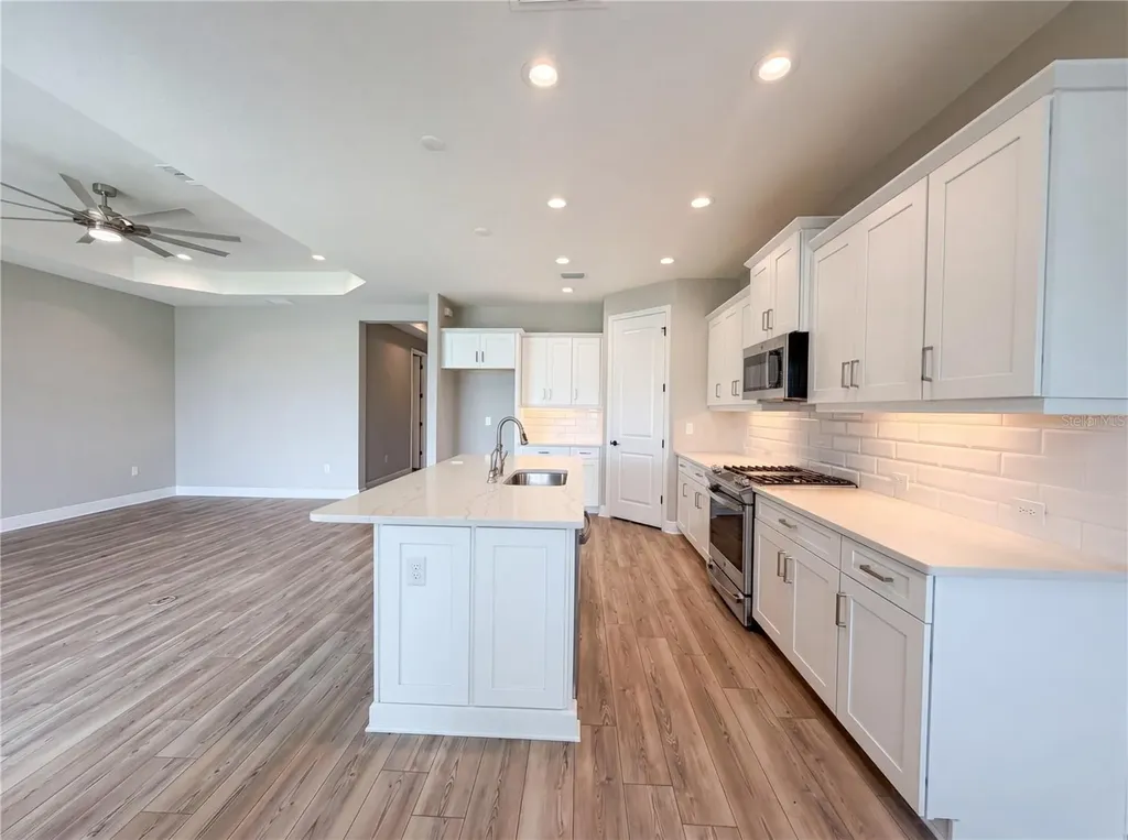 10710 Falling Leaf Court Parrish FL 34219
