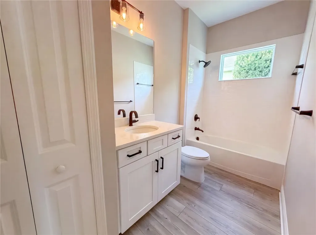 10710 Falling Leaf Court Parrish FL 34219