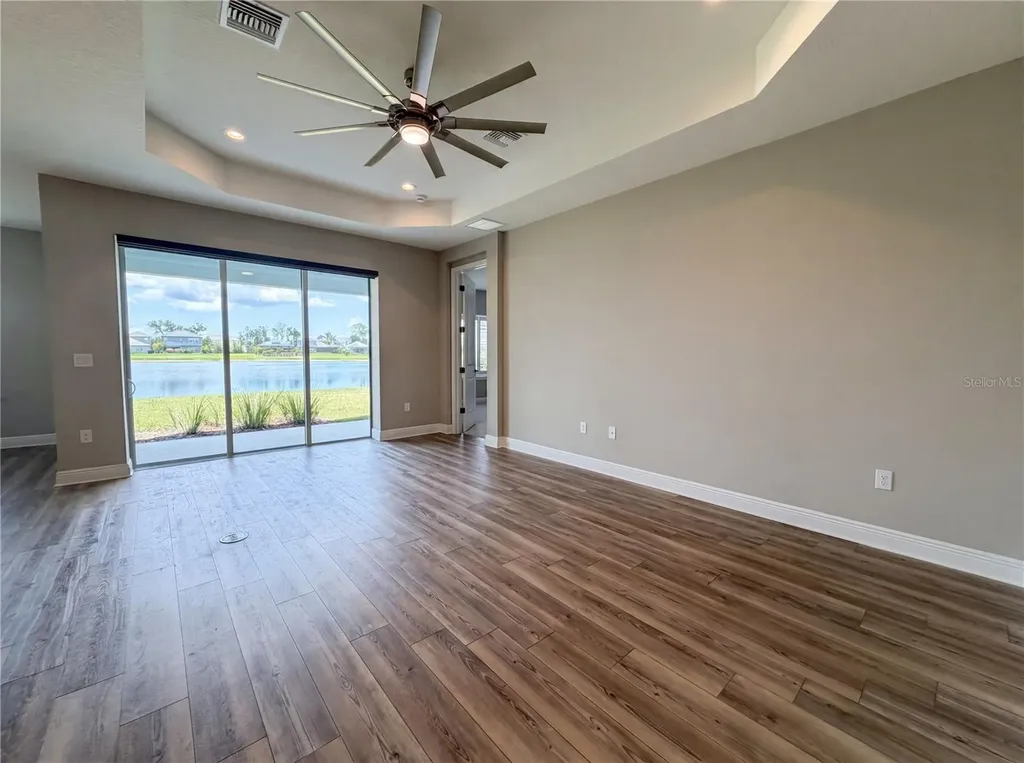 10710 Falling Leaf Court Parrish FL 34219