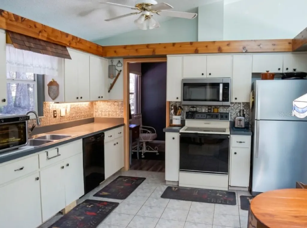 32 Sunset Drive Brooksville FL 34601