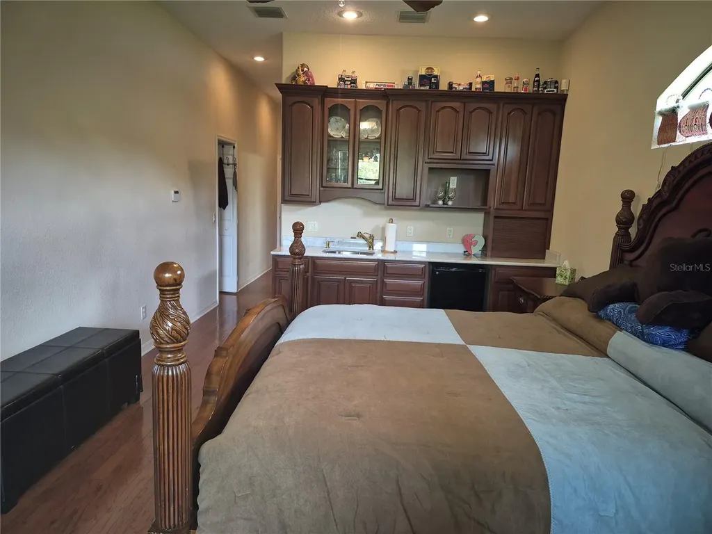 1224 Carriage Park Drive Valrico FL 33594