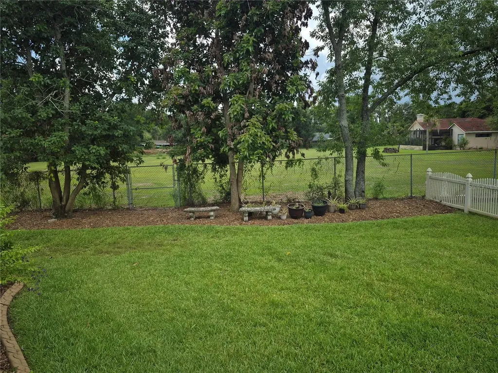 1224 Carriage Park Drive Valrico FL 33594