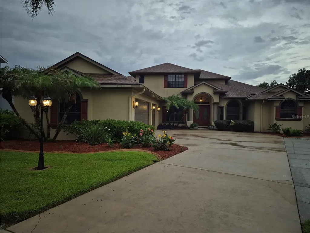 1224 Carriage Park Drive Valrico FL 33594