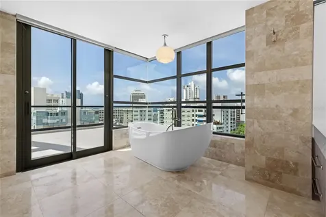 1212 Luchetti Street San Juan PR 00907