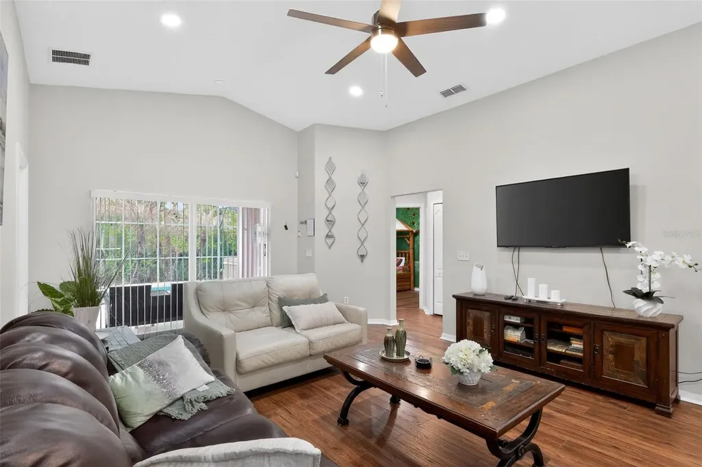 165 Scrub Jay Way Davenport FL 33896