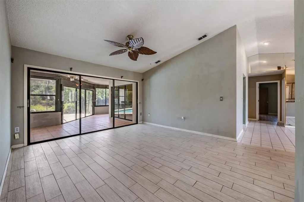 3817 Nicholas Court Tarpon Springs FL 34688