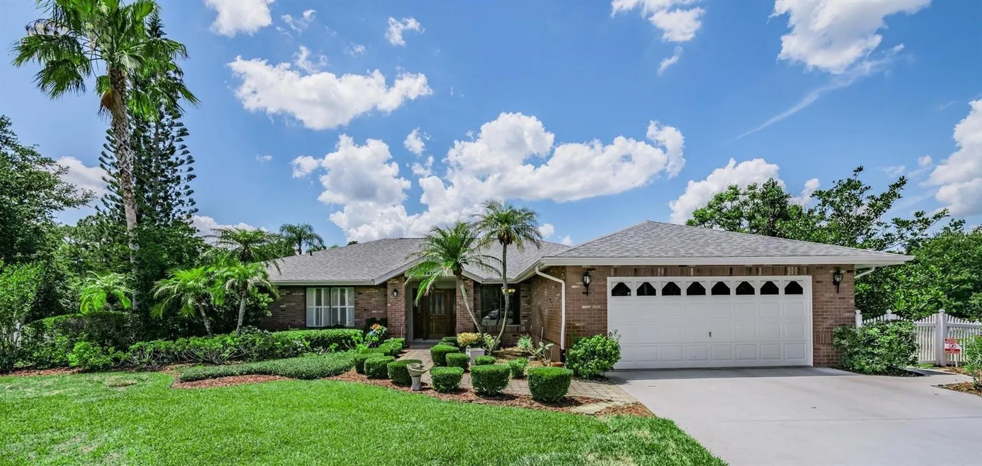 3817 Nicholas Court Tarpon Springs FL 34688