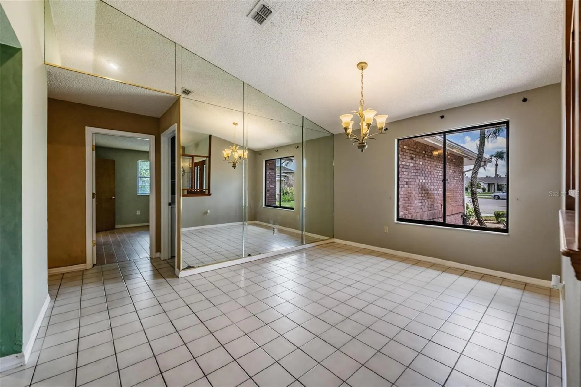 3817 Nicholas Court Tarpon Springs FL 34688