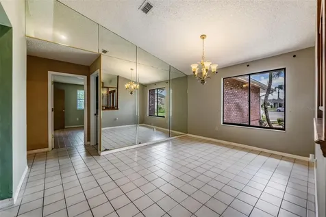 3817 Nicholas Court Tarpon Springs FL 34688