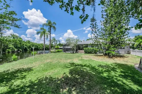 3817 Nicholas Court Tarpon Springs FL 34688