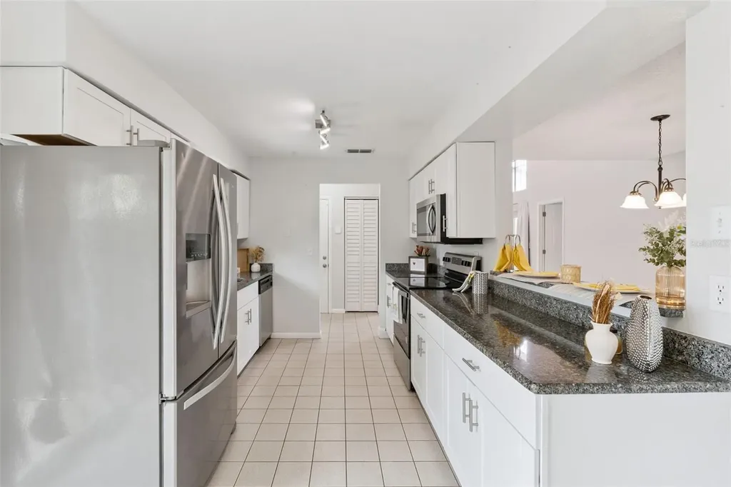 2026 Kings Crossing SW Winter Haven FL 33880