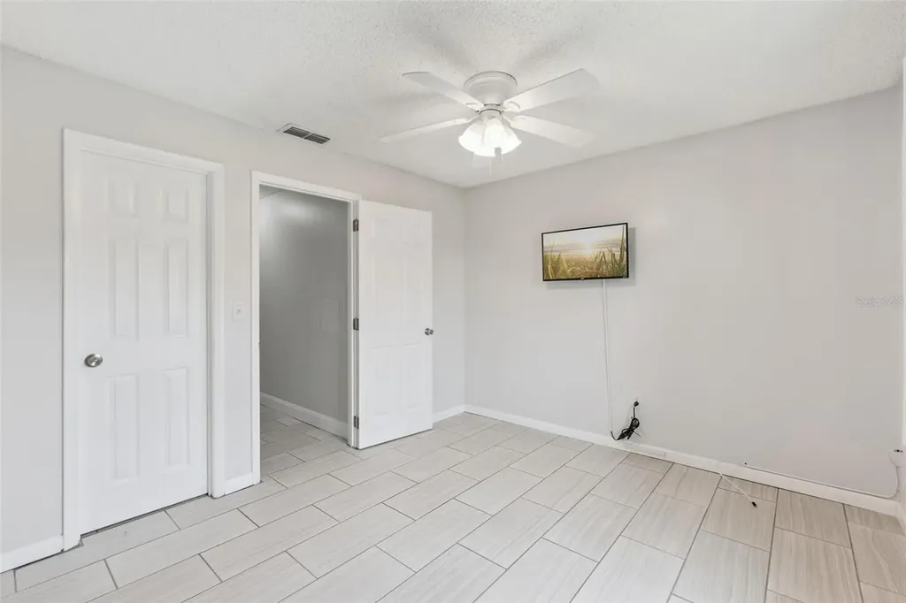 2026 Kings Crossing SW Winter Haven FL 33880