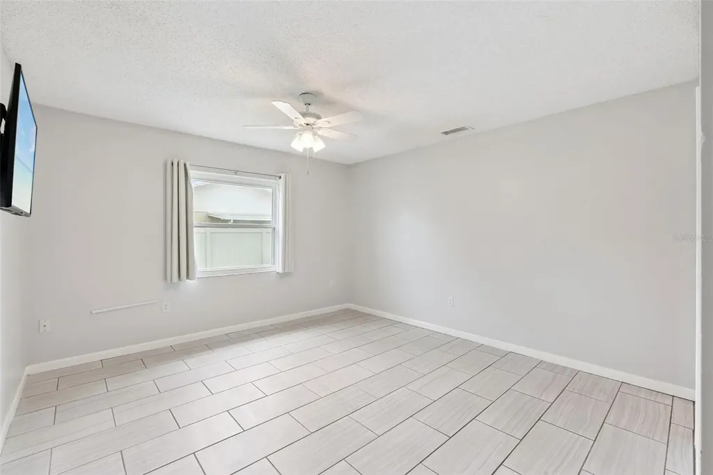 2026 Kings Crossing SW Winter Haven FL 33880