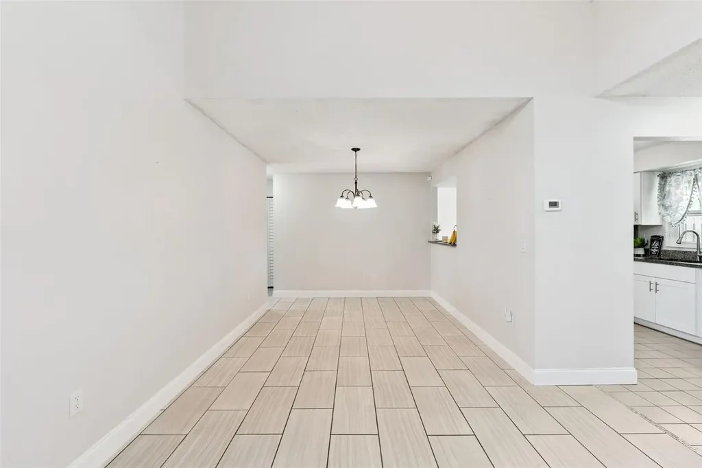 2026 Kings Crossing SW Winter Haven FL 33880