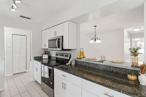 2026 Kings Crossing SW Winter Haven FL 33880