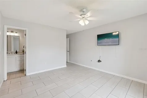 2026 Kings Crossing SW Winter Haven FL 33880