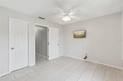 2026 Kings Crossing SW Winter Haven FL 33880