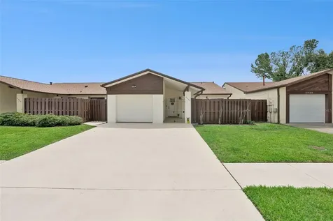 2026 Kings Crossing SW Winter Haven FL 33880