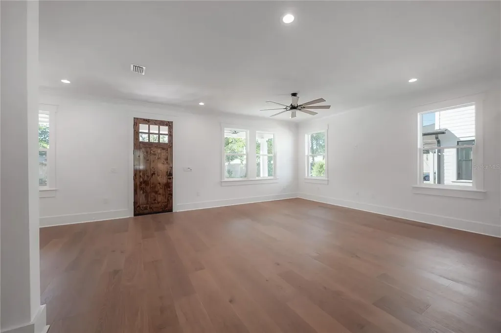 804 E Wilder Avenue Tampa FL 33603