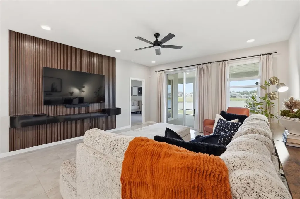 5059 Bromeliad Avenue Wimauma FL 33598