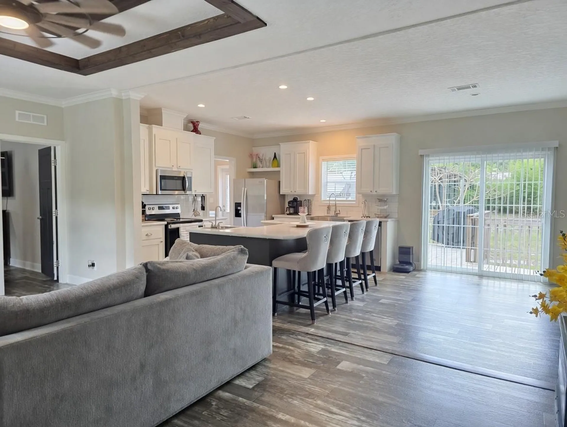 10617 Skewlee Gardens Drive Thonotosassa FL 33592