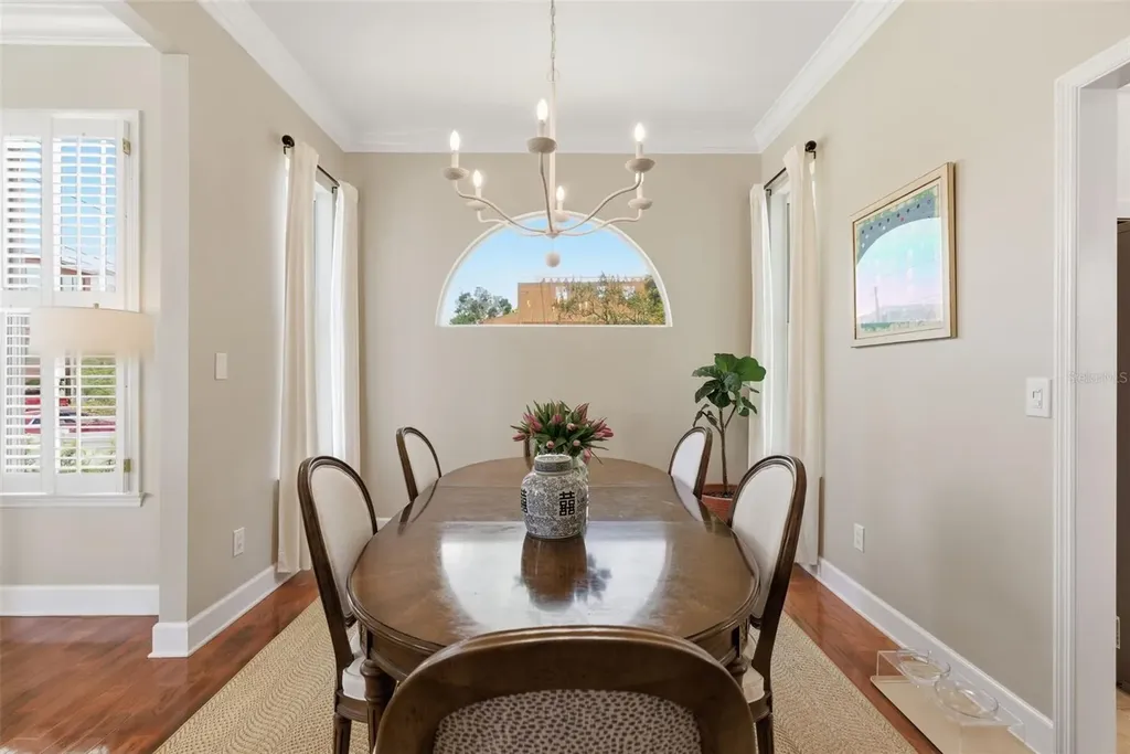 2803 W Averill Avenue Tampa FL 33611