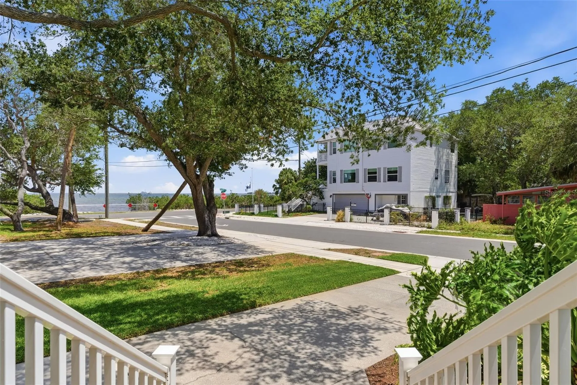 2803 W Averill Avenue Tampa FL 33611