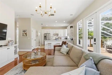 2803 W Averill Avenue Tampa FL 33611