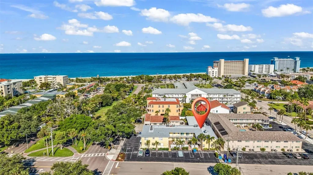700 W Venice Avenue Venice FL 34285