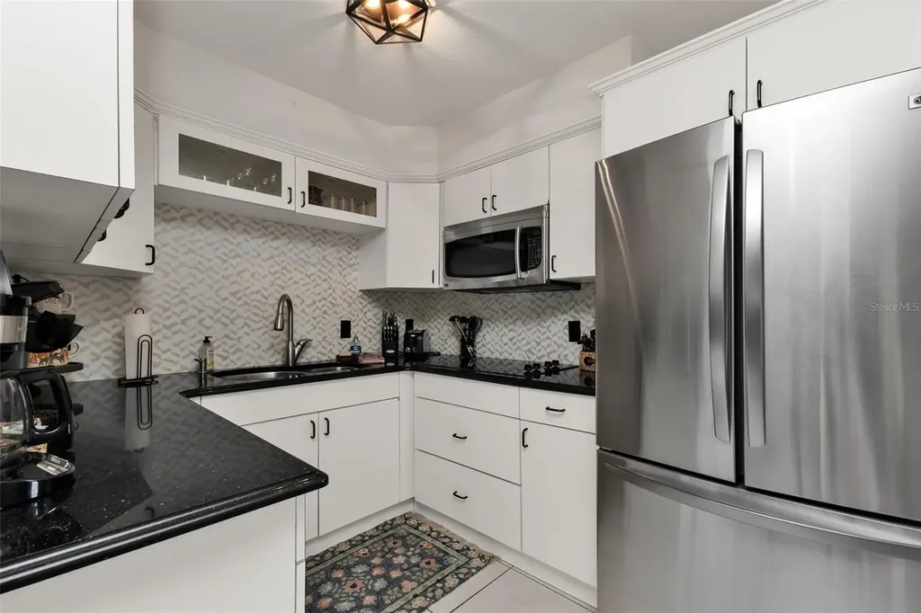 700 W Venice Avenue Venice FL 34285