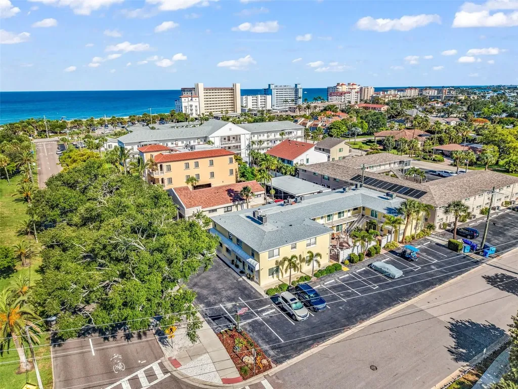 700 W Venice Avenue Venice FL 34285