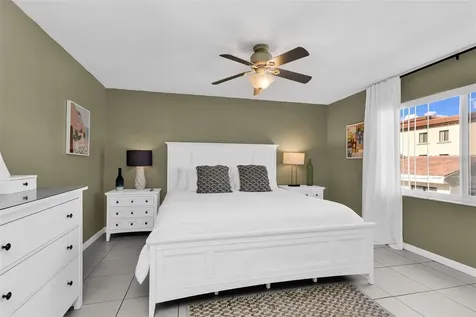700 W Venice Avenue Venice FL 34285