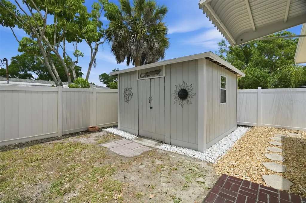 4307 W Wisconsin Court Tampa FL 33616